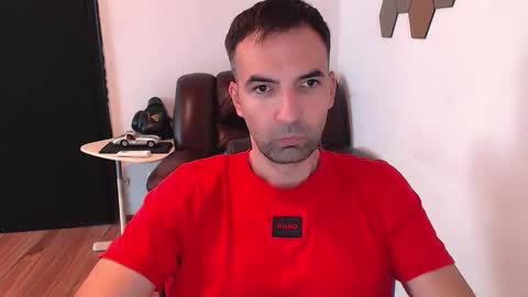 Snapshot of gianni_lion chatting on October 2025 12:26:01 PM Gianni online show from October 2025 12:26:01 PM