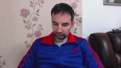 Snapshot of gianni_lion chatting on December 2025 08:56:02 AM Gianni online show from December 2025 08:56:02 AM