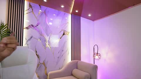 gianovak online show from November 2025 11:32:02 AM