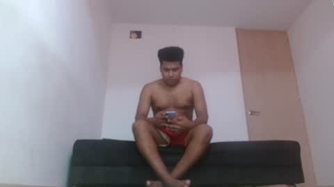 Snapshot of giant_feet chatting on July 2026 12:07:02 PM BOSS online show from July 2026 12:07:02 PM