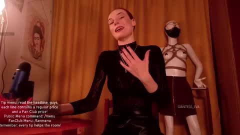 Eva online show from October 2025 05:03:01 PM