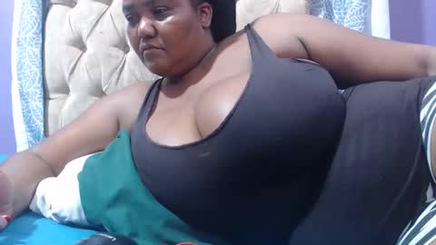 gianttitts online show from January 2025 07:51:01 PM