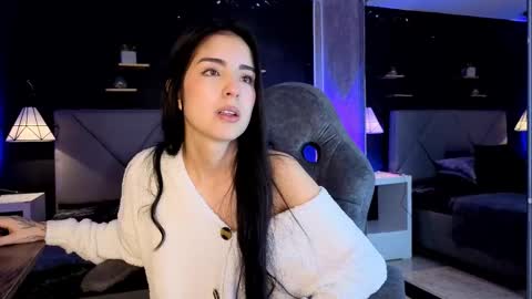 Gia online show from November 2025 07:51:02 PM