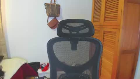 Snapshot of giaroussel chatting on July 2026 04:44:02 PM GiaRoussel online show from July 2026 04:44:02 PM