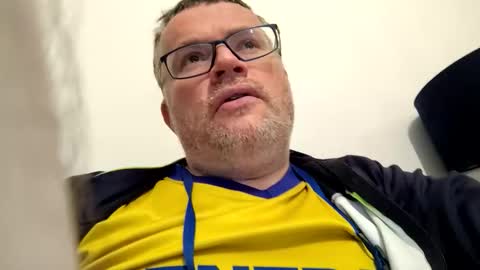 Snapshot of giddyup2222222 chatting on November 2025 12:54:01 AM giddyup2222222 online show from November 2025 12:54:01 AM