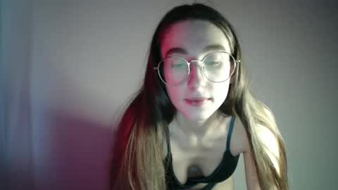 Gigi online show from March 2025 02:40:02 PM