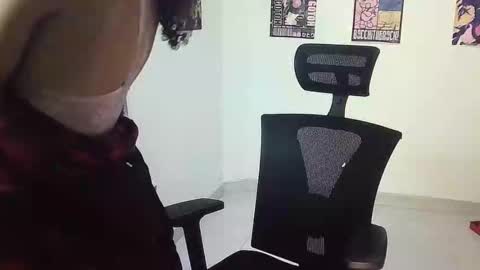 Snapshot of gigi_scott_ chatting on December 2025 01:58:01 AM GIGI STCOTT online show from December 2025 01:58:01 AM