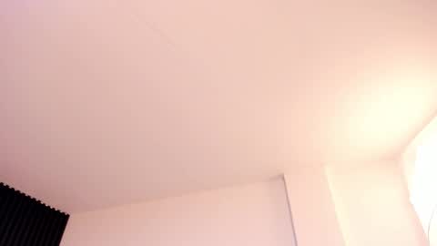 Gigi Doll online show from October 2025 11:05:02 AM