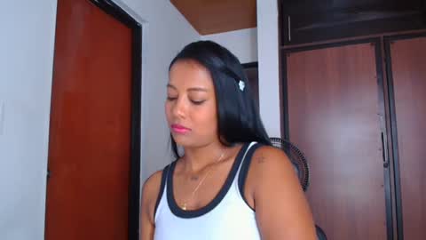 Snapshot of gigimiler8 chatting on March 2025 08:37:02 PM Sharlotte  online show from March 2025 08:37:02 PM