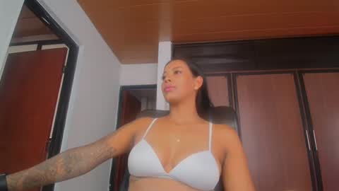 Snapshot of gigimiler8 chatting on September 2025 08:44:02 PM Sharlotte  online show from September 2025 08:44:02 PM