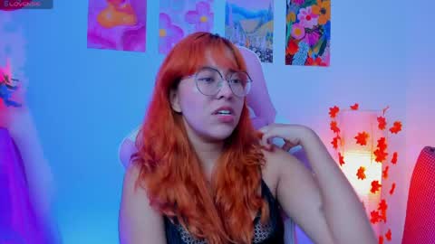 Snapshot of gigimooon chatting on April 2026 01:28:01 PM gigimooon online show from April 2026 01:28:01 PM