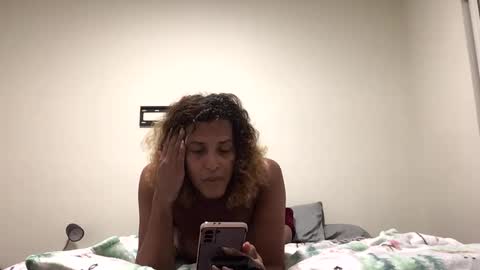 Gigi online show from December 2024 06:03:02 AM