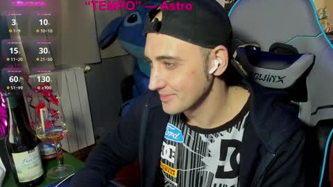 Snapshot of gil_gamesh90 chatting on January 2025 12:04:02 PM Mirko online show from January 2025 12:04:02 PM