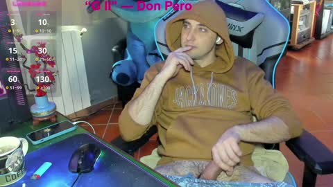 Snapshot of gil_gamesh90 chatting on January 2025 12:18:01 PM Mirko online show from January 2025 12:18:01 PM
