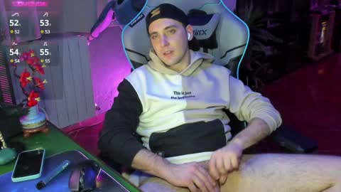 Snapshot of gil_gamesh90 chatting on January 2025 09:39:02 PM Mirko online show from January 2025 09:39:02 PM