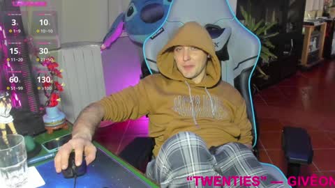 Snapshot of gil_gamesh90 chatting on February 2025 03:21:01 PM Mirko online show from February 2025 03:21:01 PM