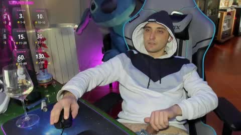 Snapshot of gil_gamesh90 chatting on February 2025 02:30:01 PM Mirko online show from February 2025 02:30:01 PM