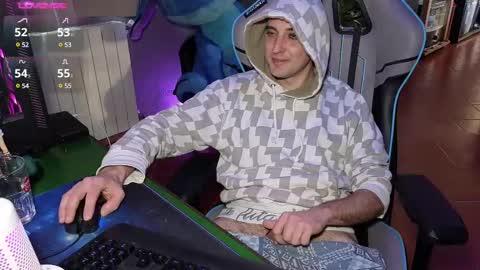 Snapshot of gil_gamesh90 chatting on March 2025 04:03:02 PM Mirko online show from March 2025 04:03:02 PM