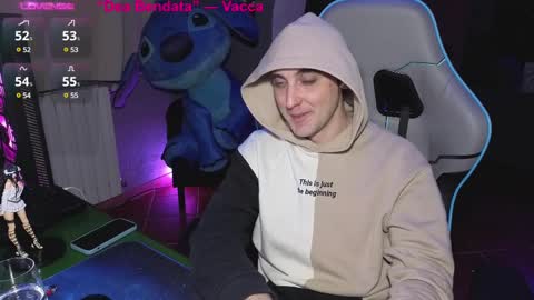 Snapshot of gil_gamesh90 chatting on March 2025 06:39:02 PM Mirko online show from March 2025 06:39:02 PM