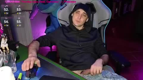 Snapshot of gil_gamesh90 chatting on March 2025 09:03:01 PM Mirko online show from March 2025 09:03:01 PM