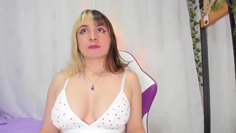 Snapshot of gilakat chatting on February 2025 04:03:01 AM gilakat online show from February 2025 04:03:01 AM