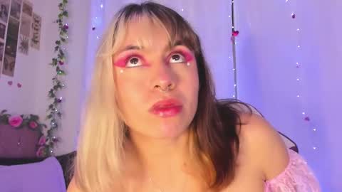 Snapshot of gilakat chatting on March 2025 05:35:01 AM gilakat online show from March 2025 05:35:01 AM