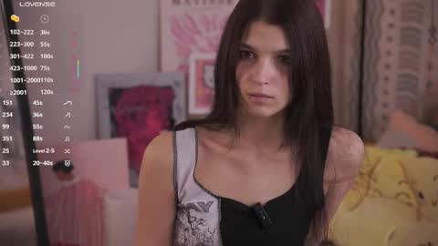 Mia online show from February 2026 08:08:02 AM