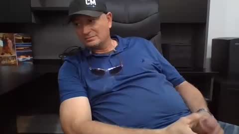 gimmedatdic online show from November 2025 06:51:01 PM