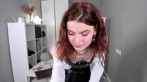 Snapshot of gin_yoon chatting on January 2025 06:35:01 AM Gin online show from January 2025 06:35:01 AM