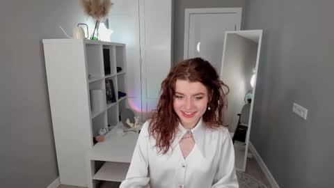 Snapshot of gin_yoon chatting on February 2025 06:31:01 AM Gin online show from February 2025 06:31:01 AM