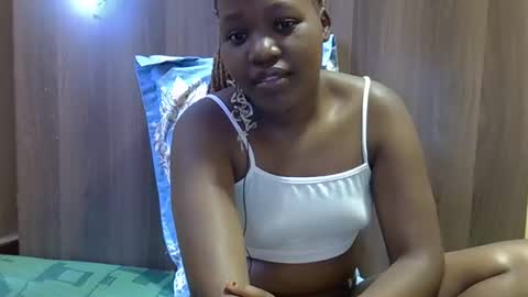 Adiliah online show from November 2025 07:08:02 AM