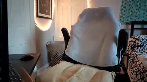 Gina James online show from February 2026 09:00:02 PM