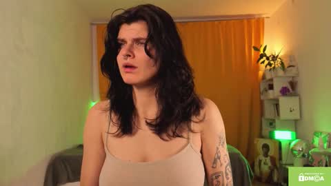 Snapshot of ginavontease chatting on November 2025 06:17:01 PM Gina online show from November 2025 06:17:01 PM