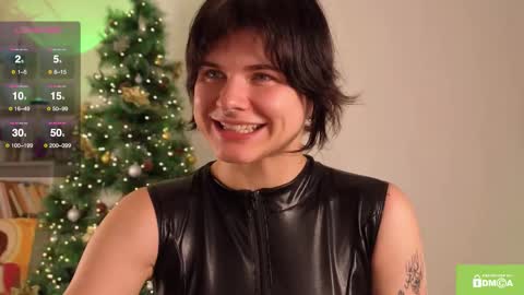 Snapshot of ginavontease chatting on December 2025 04:45:02 PM Gina online show from December 2025 04:45:02 PM