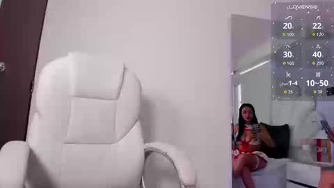 Ginebra Ness online show from September 2025 02:07:02 PM