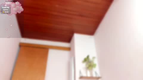 Julie online show from April 2026 03:50:02 AM