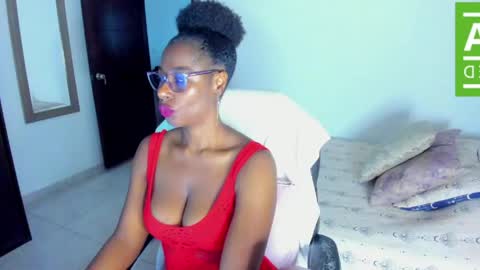 Snapshot of ginger_smil chatting on May 2026 12:32:02 PM Diana online show from May 2026 12:32:02 PM
