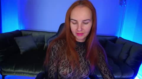 GinegerGazee online show from October 2025 07:36:03 AM