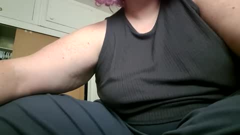 Gingerlybits online show from November 2025 04:08:02 PM