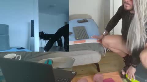 Snapshot of gingerpink1911 chatting on December 2025 01:09:02 PM GingerPink online show from December 2025 01:09:02 PM