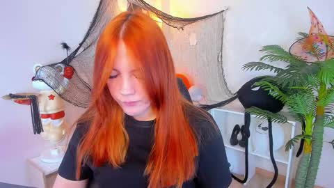 gingerr_pie online show from November 2025 07:03:01 PM