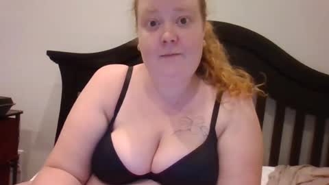 Snapshot of gingersnapssxx chatting on July 2026 04:38:01 AM gingersnapssxx online show from July 2026 04:38:01 AM