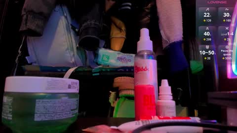 Snapshot of gingertwink_n chatting on September 2025 02:13:01 AM Josh Mills online show from September 2025 02:13:01 AM