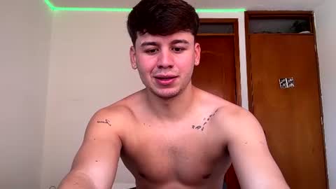 Snapshot of gingertwink_n chatting on July 2026 03:05:01 PM Josh Mills online show from July 2026 03:05:01 PM