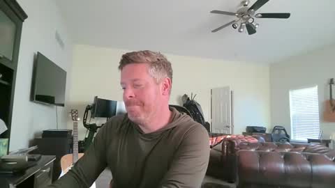 Snapshot of gingerzaddy chatting on November 2025 08:19:01 PM gingerzaddy online show from November 2025 08:19:01 PM