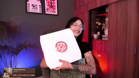 Ginnaa online show from December 2025 03:25:01 AM