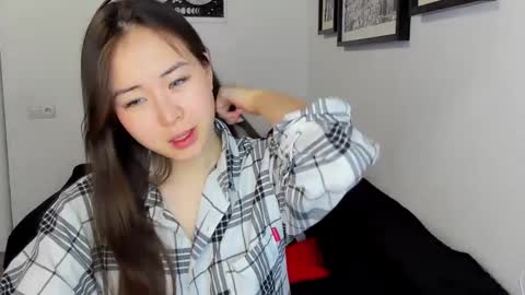 Ginny online show from February 2025 11:54:01 AM