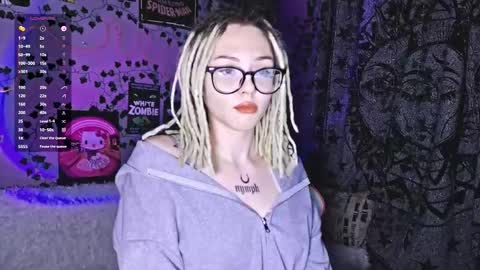 Ginny online show from September 2025 06:09:02 PM