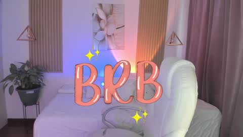 Snapshot of ginnywett chatting on January 2025 08:10:01 PM Kendall online show from January 2025 08:10:01 PM