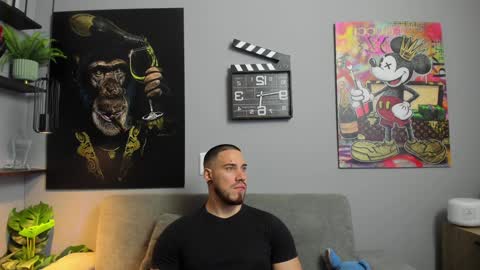 Giorgio leone online show from February 2025 02:47:01 AM